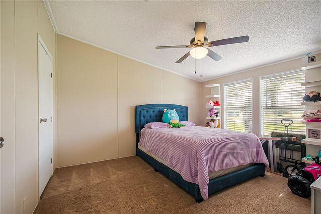 4425 ROUNDUP, Polk City, FL 33868