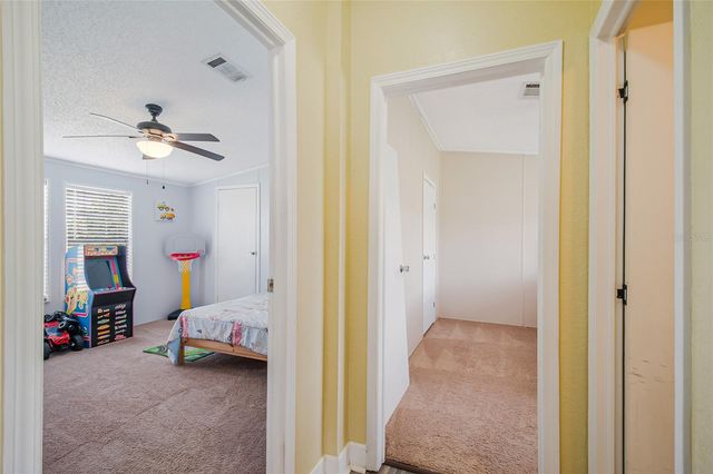 4425 ROUNDUP, Polk City, FL 33868