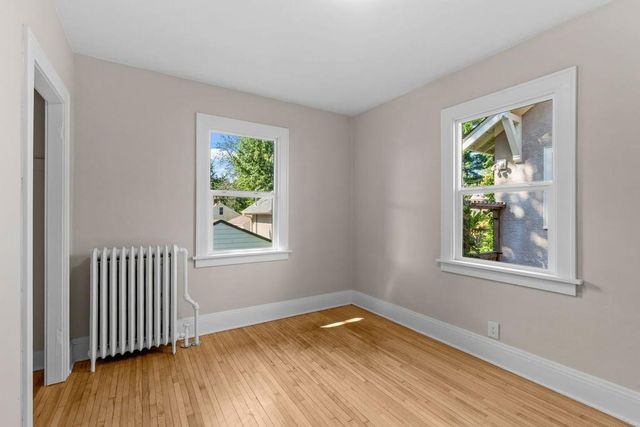 1438 Stanford Avenue, Saint Paul, MN 55105
