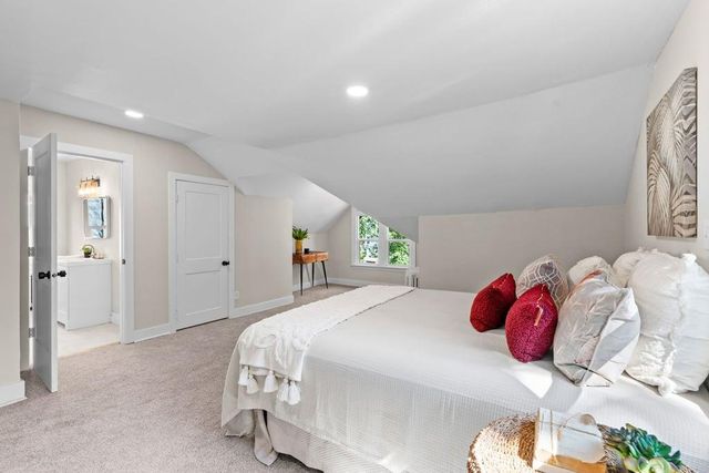 1438 Stanford Avenue, Saint Paul, MN 55105