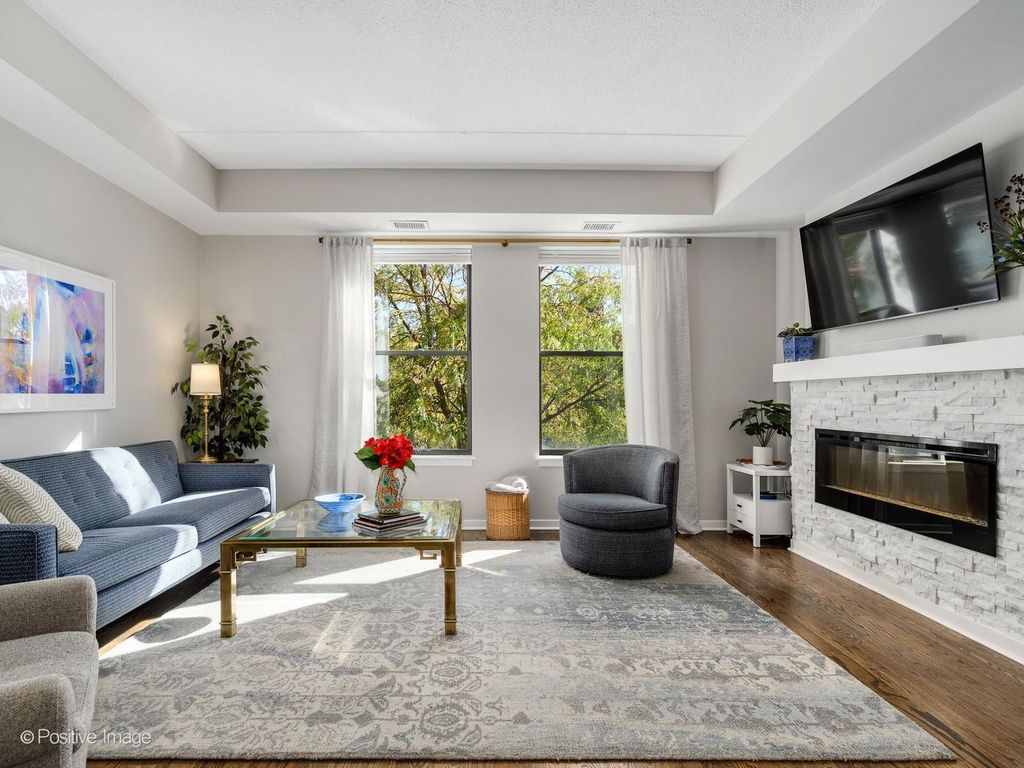 2335 W Belle Plaine Avenue 209, Chicago, IL 60618 — photo 4