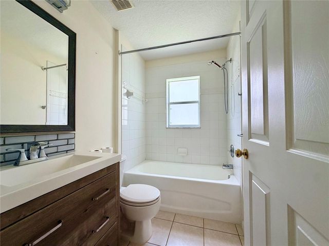 7838 CARRIAGE POINTE DRIVE, Gibsonton, FL 33534