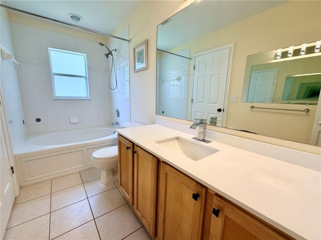 7838 CARRIAGE POINTE DRIVE, Gibsonton, FL 33534