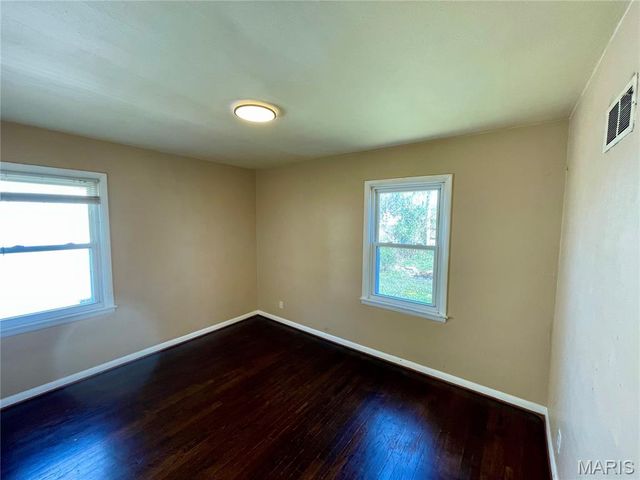 1908 Wismer Avenue, Overland, MO 63114