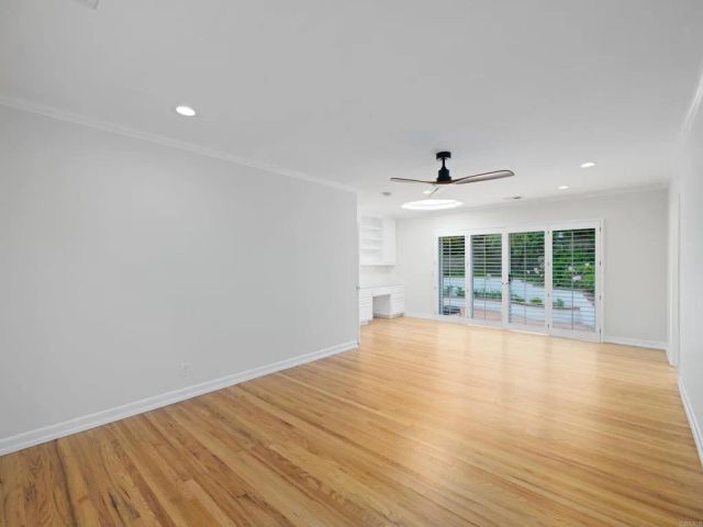 7920 Avenida Alamar, La Jolla, CA 92037