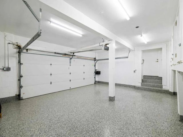 7920 Avenida Alamar, La Jolla, CA 92037