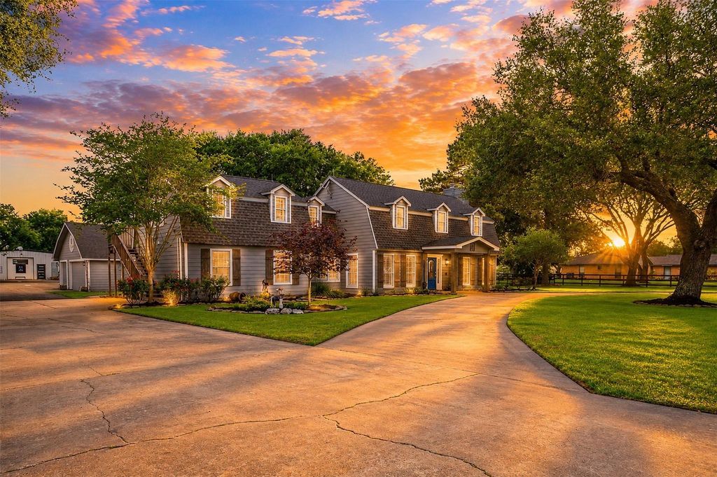 10419 W Hidden Lake Lane, Richmond, TX 77406