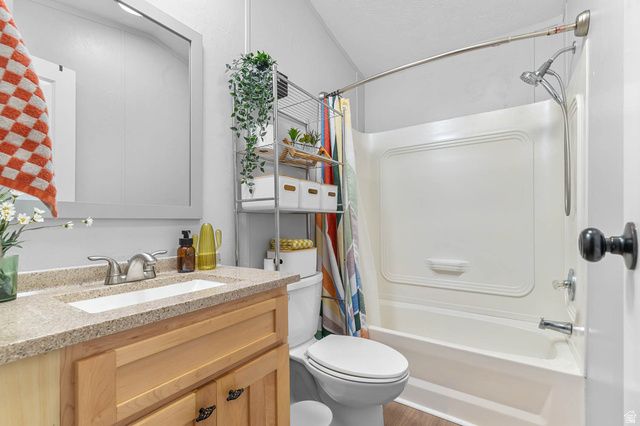 247 HIDDEN DR, Sandy, UT 84070
