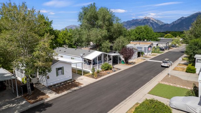 247 HIDDEN DR, Sandy, UT 84070