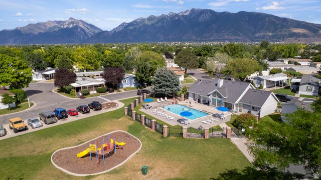 247 HIDDEN DR, Sandy, UT 84070
