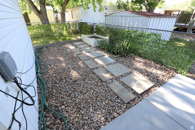 247 HIDDEN DR, Sandy, UT 84070