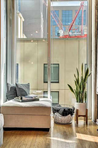 301 Demonbreun St Unit 1215, Nashville, TN 37201