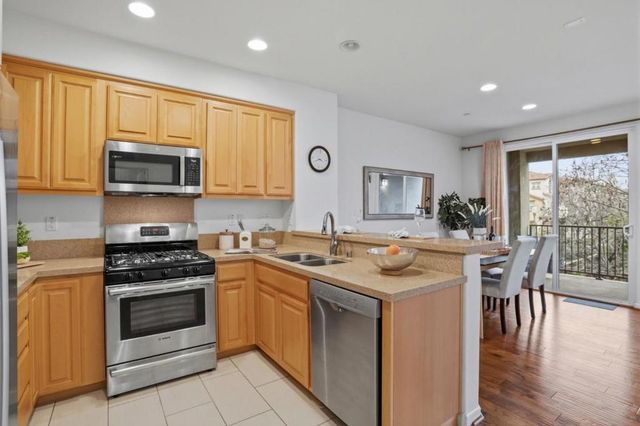 636 Messina Gardens Lane, San Jose, CA 95133