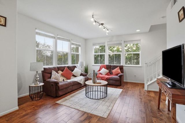 636 Messina Gardens Lane, San Jose, CA 95133