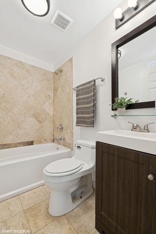 3849 W Ainslie Street 1, Chicago, IL 60625
