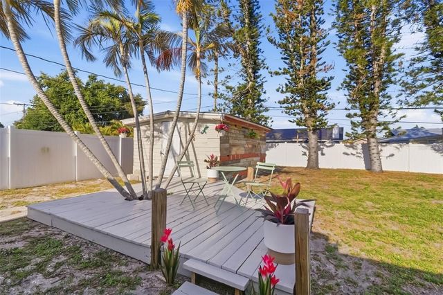 220 62ND STREET NW, Bradenton, FL 34209