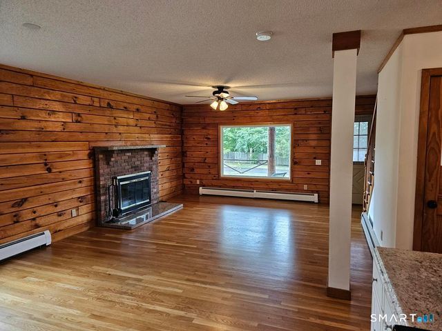 698 Leetes Island Road, Branford, CT 06405
