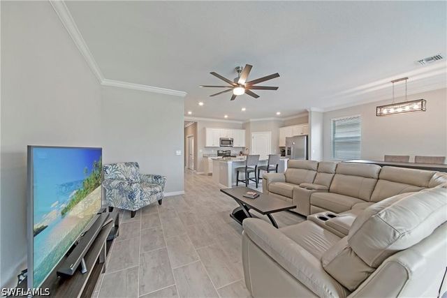 10284 Livorno DR, Fort Myers, FL 33913