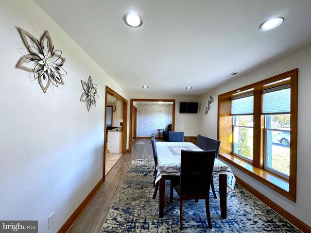 2517 TREMONT AVE, Egg Harbor Township, NJ 08234