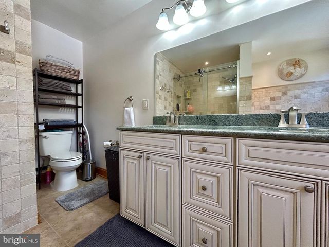 2517 TREMONT AVE, Egg Harbor Township, NJ 08234