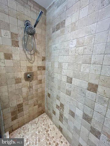 2517 TREMONT AVE, Egg Harbor Township, NJ 08234