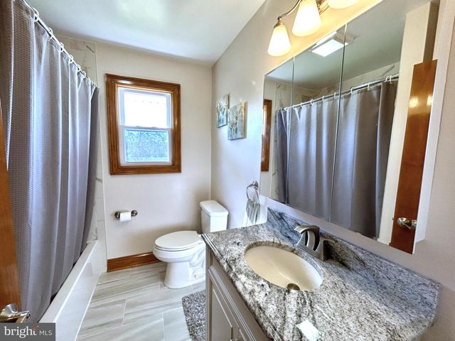 2517 TREMONT AVE, Egg Harbor Township, NJ 08234