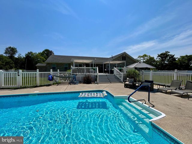 2517 TREMONT AVE, Egg Harbor Township, NJ 08234