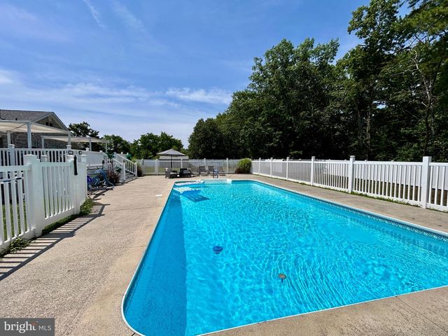 2517 TREMONT AVE, Egg Harbor Township, NJ 08234