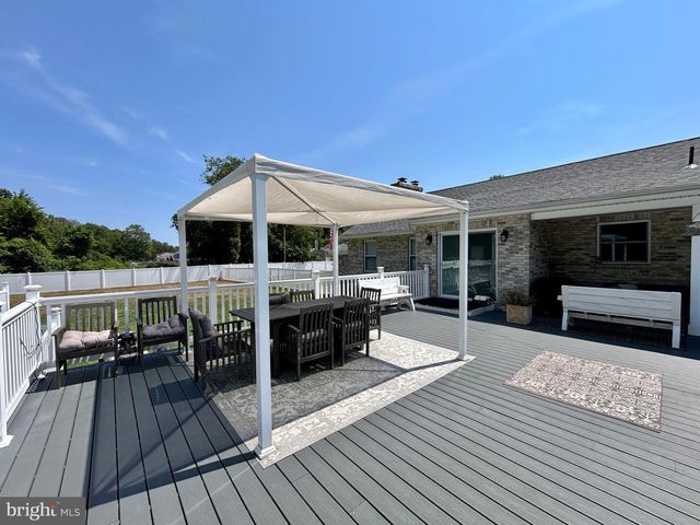 2517 TREMONT AVE, Egg Harbor Township, NJ 08234