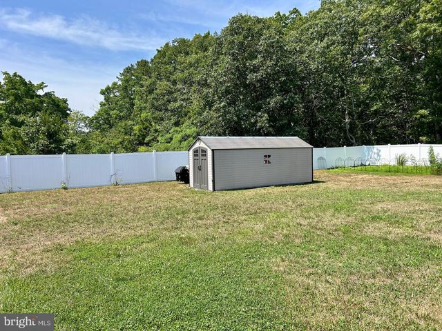 2517 TREMONT AVE, Egg Harbor Township, NJ 08234
