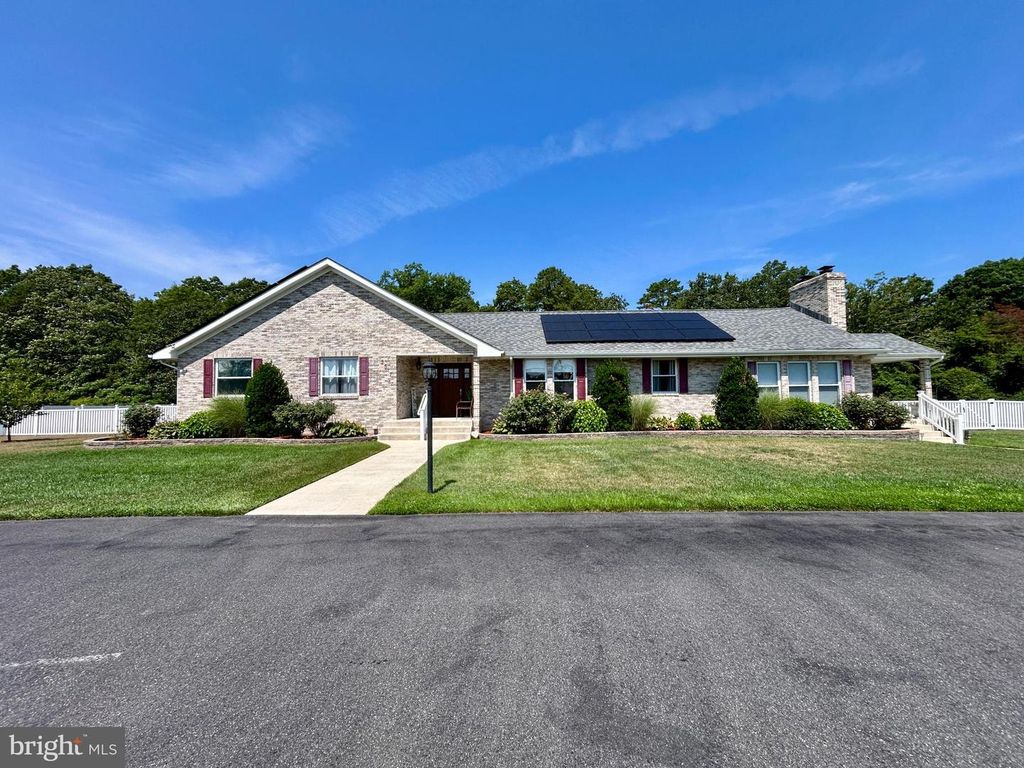2517 TREMONT AVE, Egg Harbor Township, NJ 08234