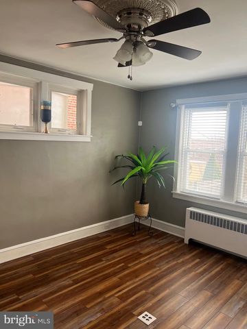 422 S BROOM ST, Wilmington, DE 19805