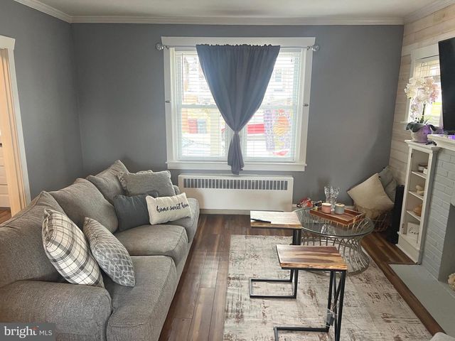 422 S BROOM ST, Wilmington, DE 19805