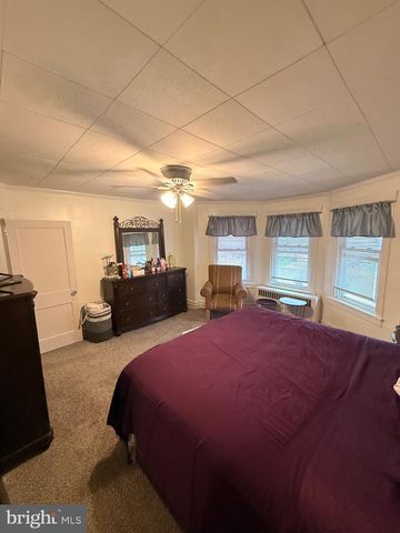 422 S BROOM ST, Wilmington, DE 19805