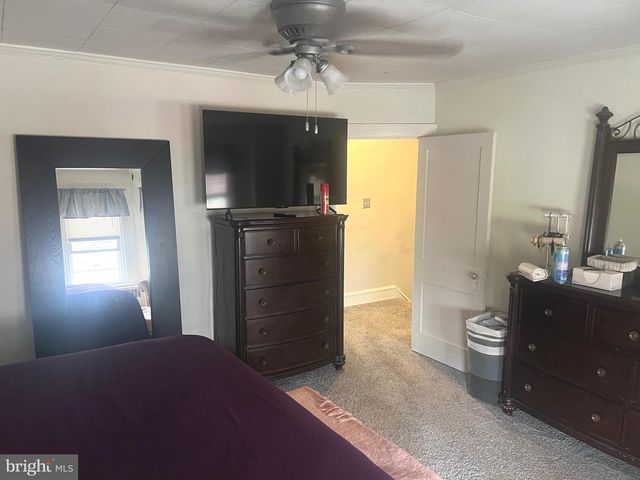 422 S BROOM ST, Wilmington, DE 19805