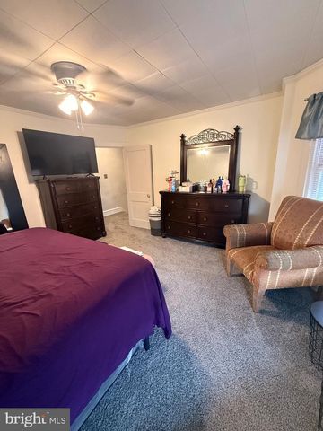 422 S BROOM ST, Wilmington, DE 19805