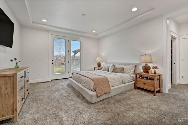 12214 N Barn Owl Way, Boise, ID 83714