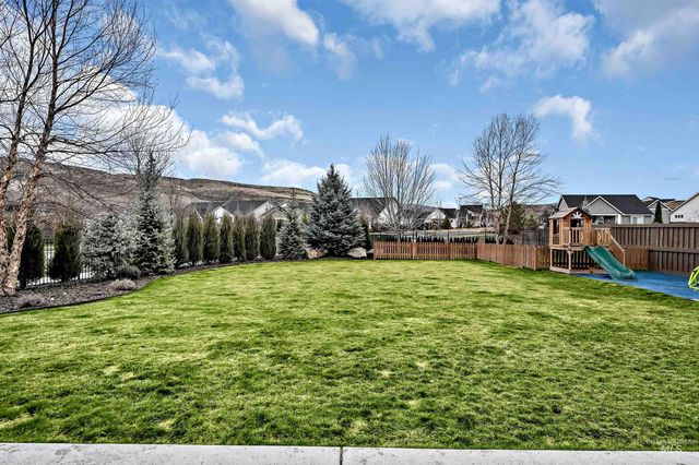 12214 N Barn Owl Way, Boise, ID 83714