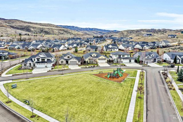 12214 N Barn Owl Way, Boise, ID 83714