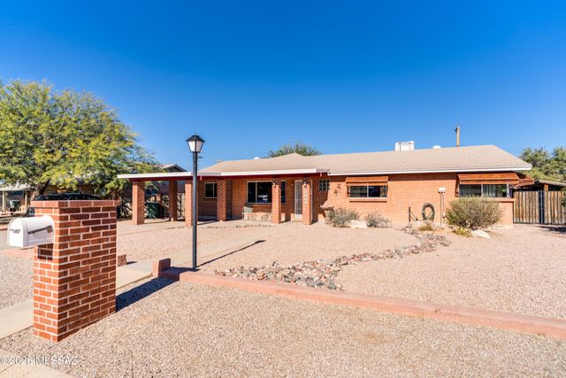 4419 E Water Street, Tucson, AZ 85712