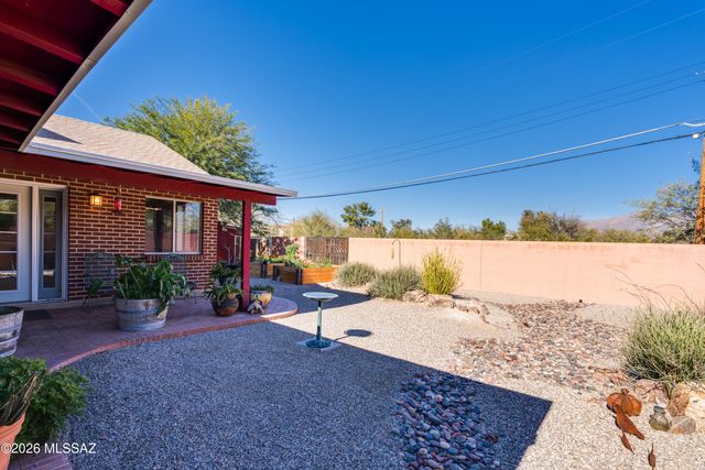 4419 E Water Street, Tucson, AZ 85712
