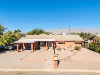 4419 E Water Street, Tucson, AZ 85712