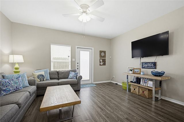 15118 Dory Dr, Corpus Christi, TX 78418