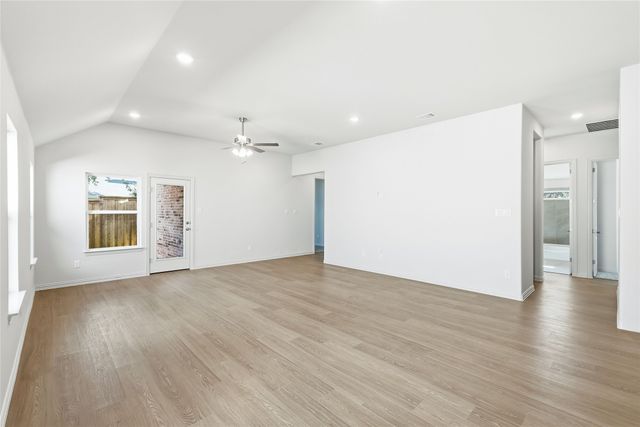 2512 Brandi Lane, Corinth, TX 76210