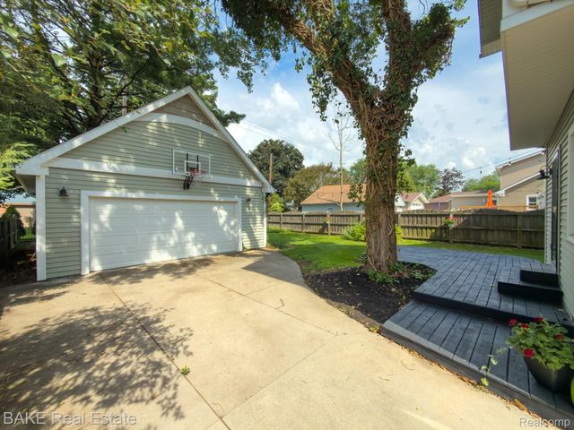 315 N Evergreen Street, Plymouth, MI 48170