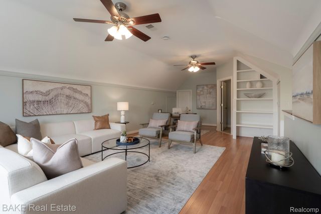 315 N Evergreen Street, Plymouth, MI 48170
