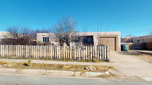 1005 Camino Del Gusto, Santa Fe, NM 87507