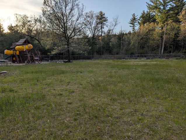 W6140 COUNTY ROAD H ROAD, Wild Rose, WI 54984