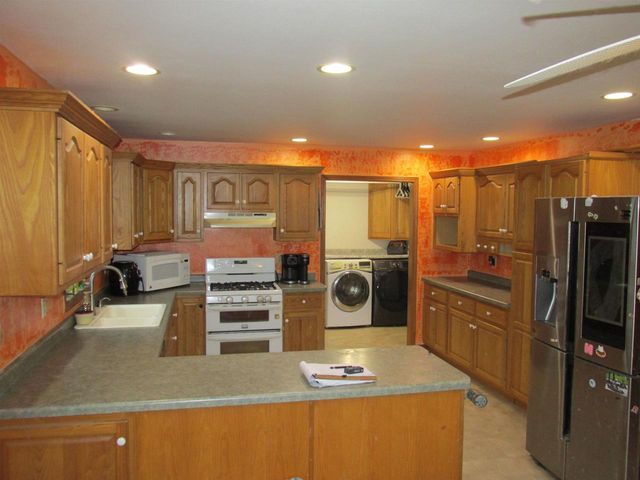 W6140 COUNTY ROAD H ROAD, Wild Rose, WI 54984