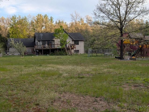 W6140 COUNTY ROAD H ROAD, Wild Rose, WI 54984